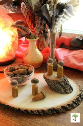 fall or autumn-themed nature table ideas for natural learning