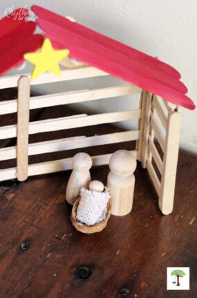 How to set up a Nativity Scene DIY display for Christmas.