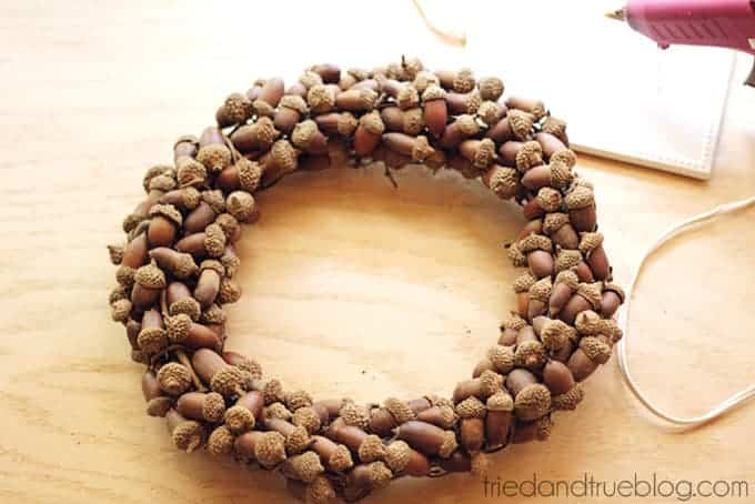 DIY acorn wreath craft for kids and adults