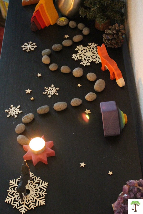 Example of stone countdown calendar for Christmas with a woodland theme.